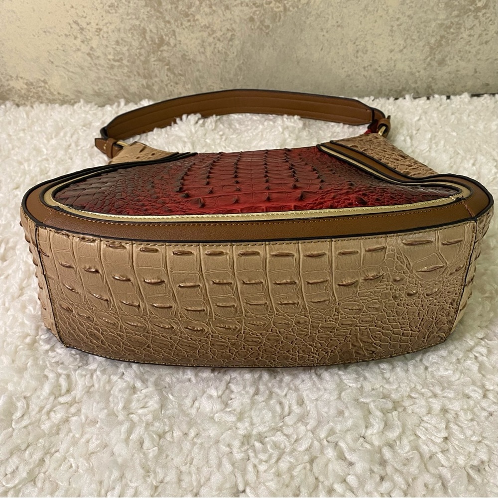 Mia K Collection faux croc purse - Picture 5 of 11